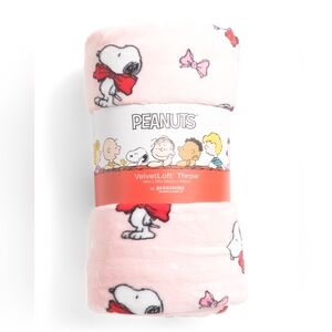 Peanuts Snoopy Pink Throw ~ Red & Pink Bows ~ 60 X 70 ~ Perfect Valentines Gift